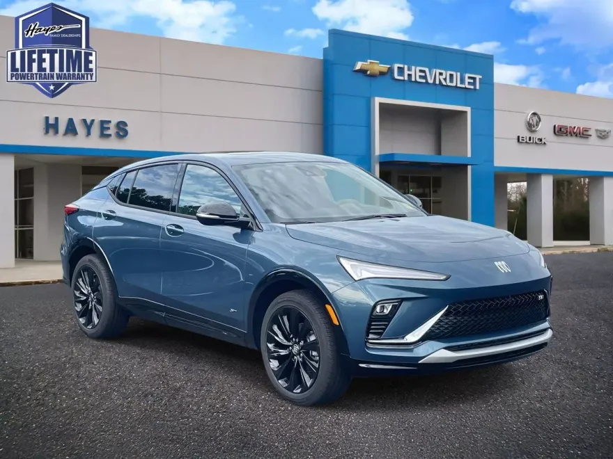 2025 Buick Envista ST photo 1