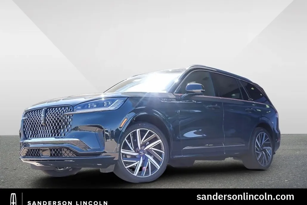 2025 Lincoln Aviator Black Label photo 1