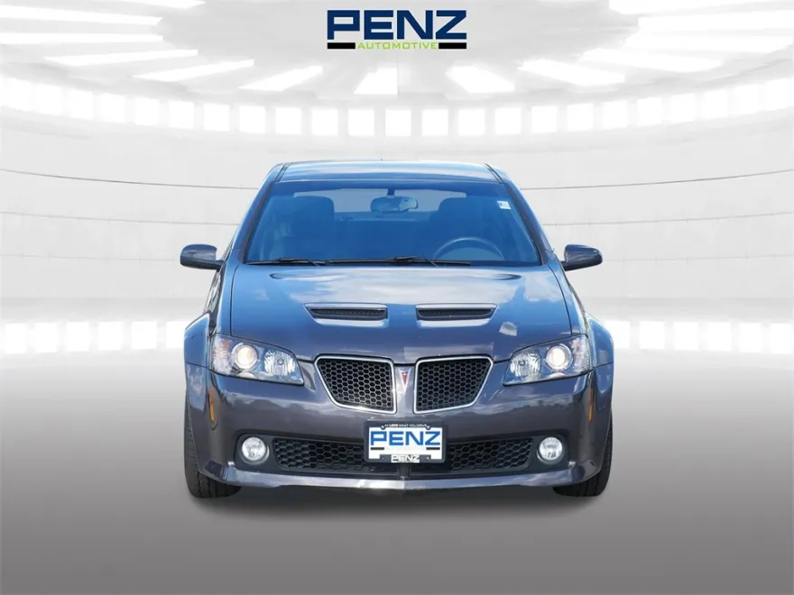 2009 Pontiac G8 GT photo 1