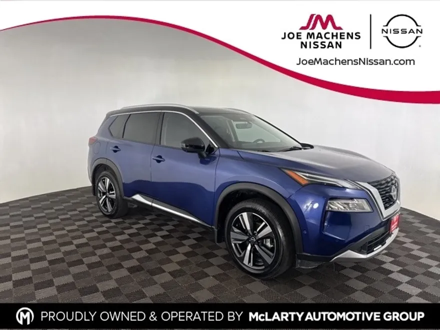2023 Nissan Rogue Platinum photo 1