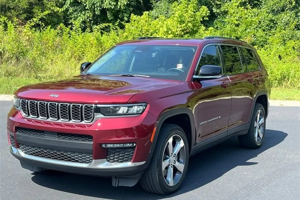2021 Jeep Grand Cherokee L photo 1