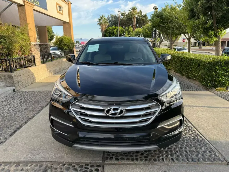 2018 Hyundai Santa Fe Sport Base photo 1