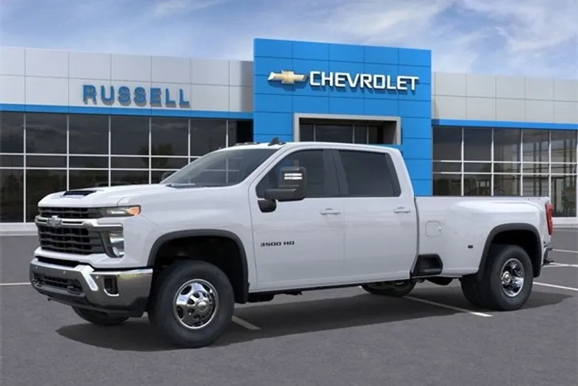 2026 Chevrolet Silverado 3500HD LT photo 1