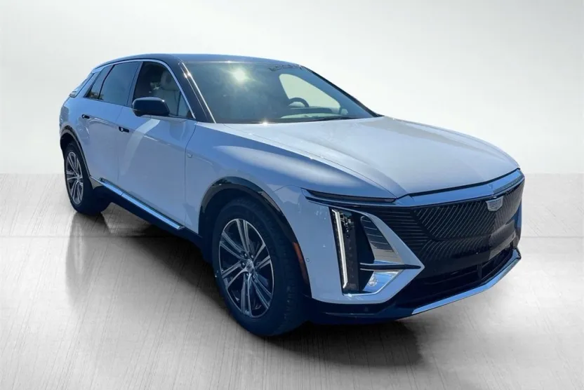 2026 Cadillac Lyriq Luxury photo 1