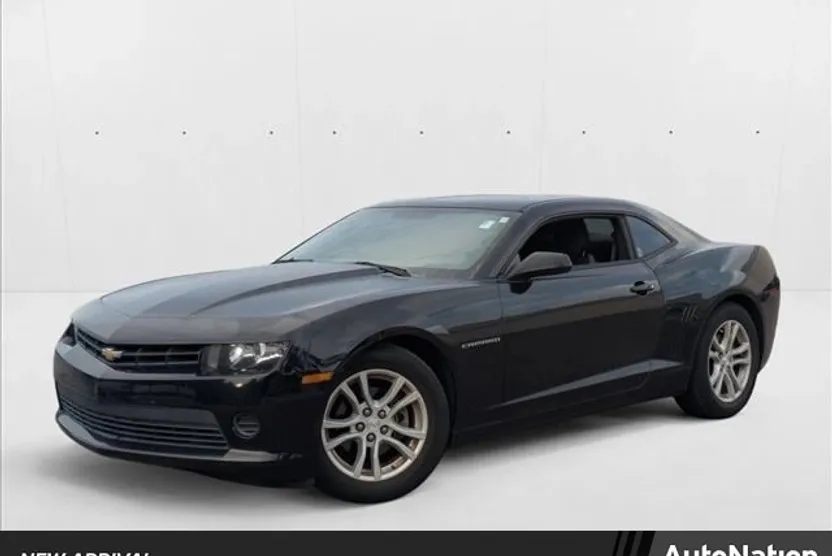 2015 Chevrolet Camaro LS photo 1
