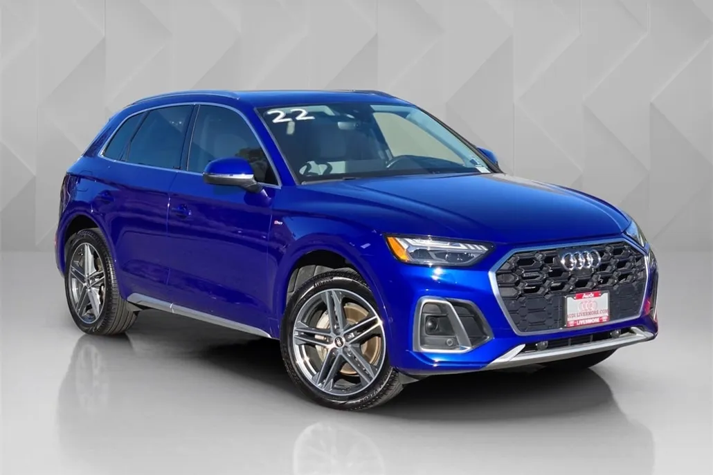 2022 Audi Q5 S line Premium Prestige photo 1