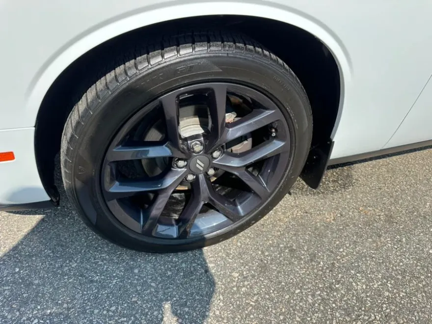2020 Dodge Challenger SXT photo 27