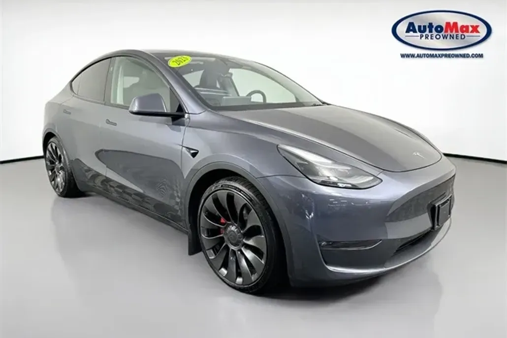 2023 Tesla Model Y Performance photo 1