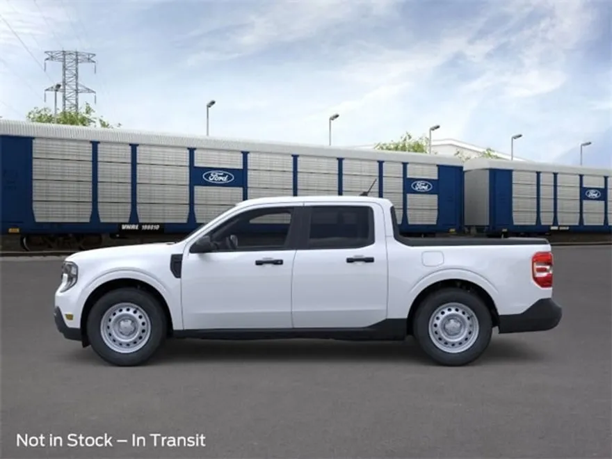 2025 Ford Maverick XL photo 1