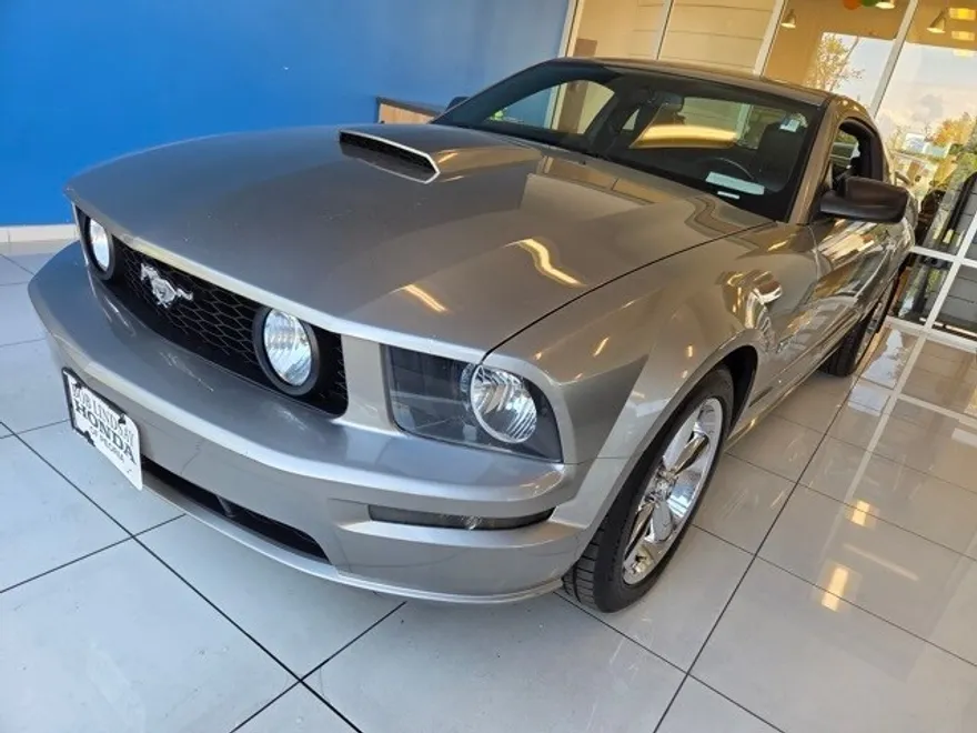 2008 Ford Mustang GT Premium photo 1