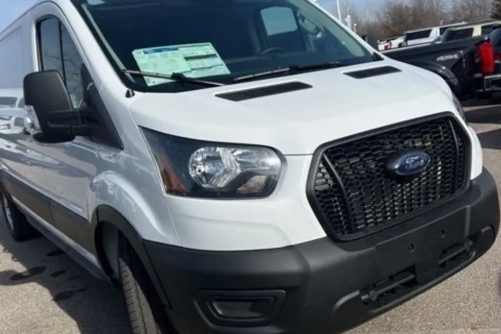 2025 Ford Transit photo 1