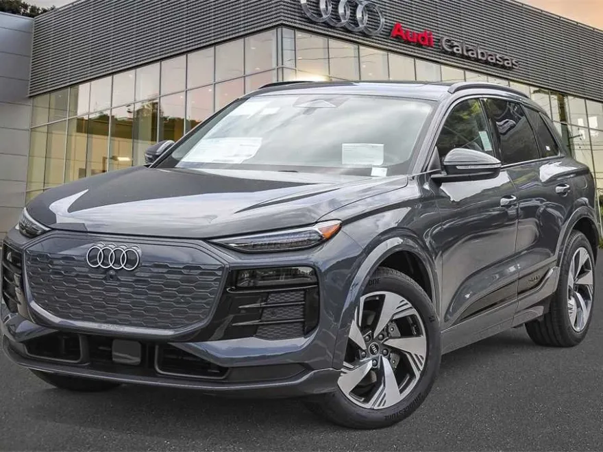 2025 Audi Q6 E-tron Premium Plus photo 1