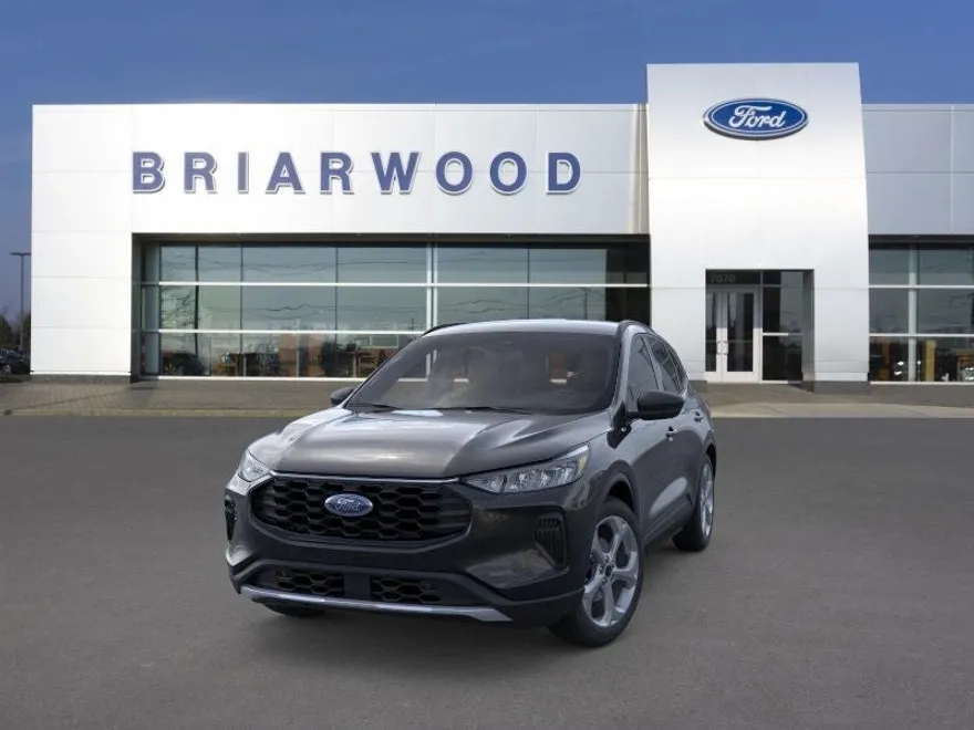 2025 Ford Escape ST-Line photo 2