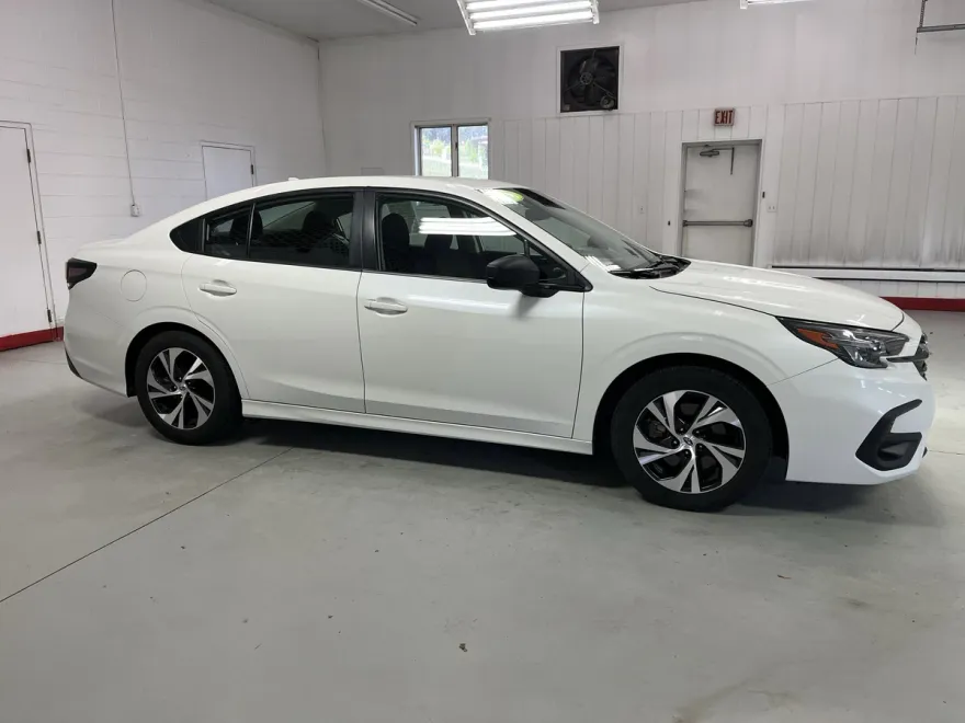 2023 Subaru Legacy Base photo 1
