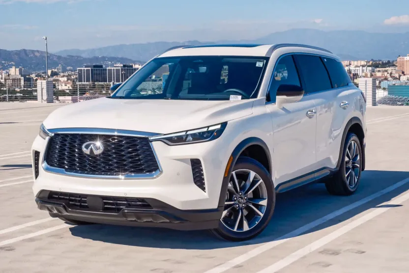 2025 Infiniti QX60 Luxe photo 1