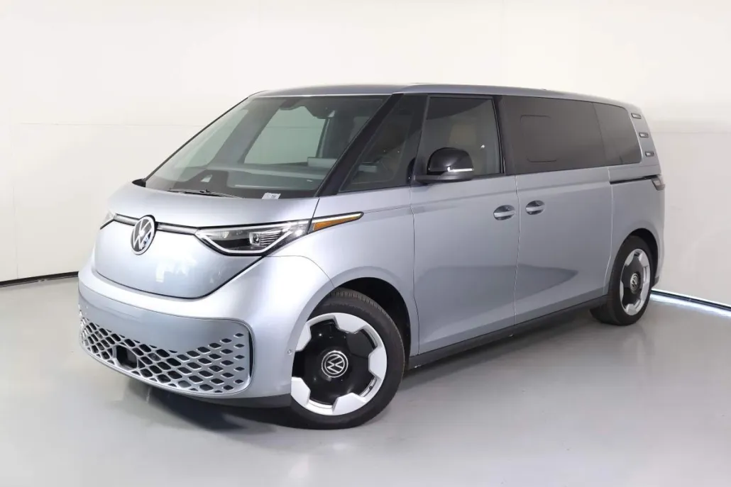 2025 Volkswagen ID. Buzz Pro S photo 1