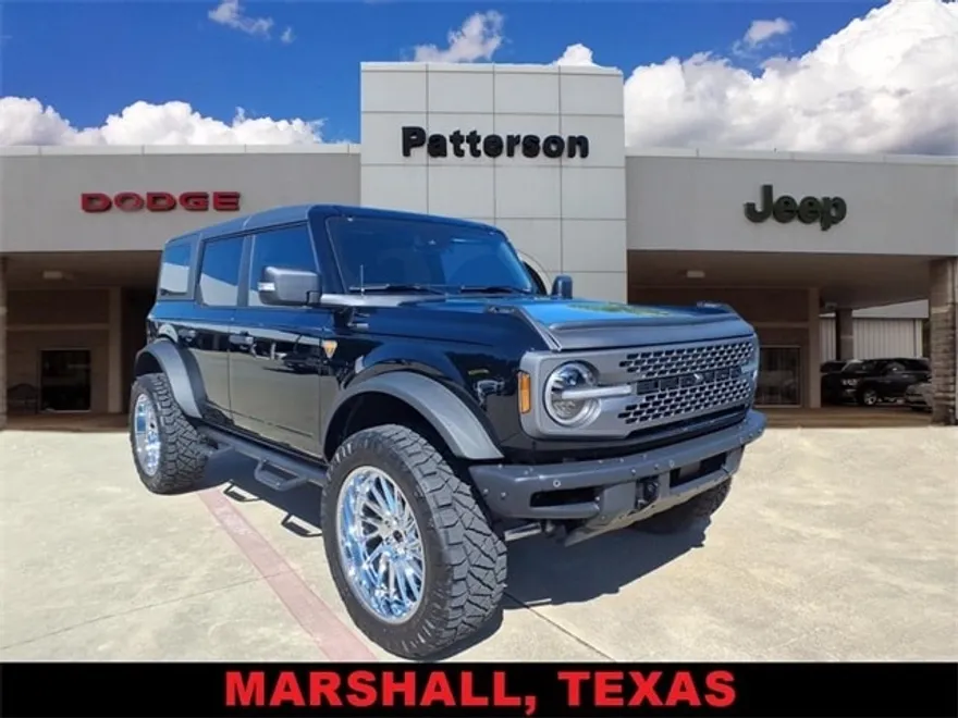 2023 Ford Bronco Badlands photo 1
