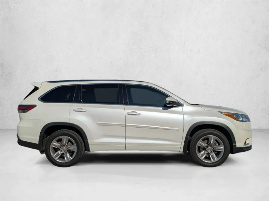 2015 Toyota Highlander Limited photo 1