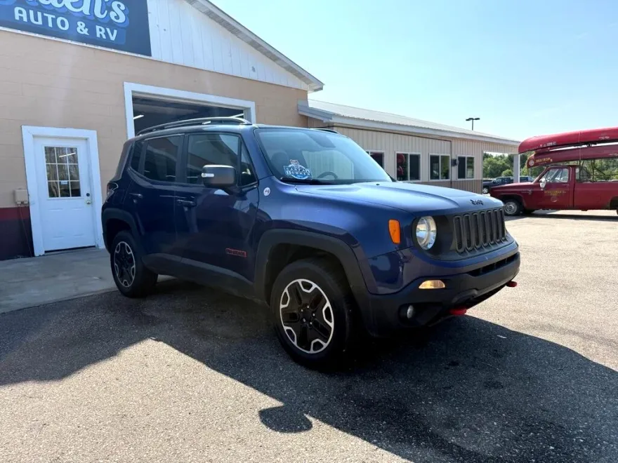 2017 Jeep Renegade Trailhawk photo 1