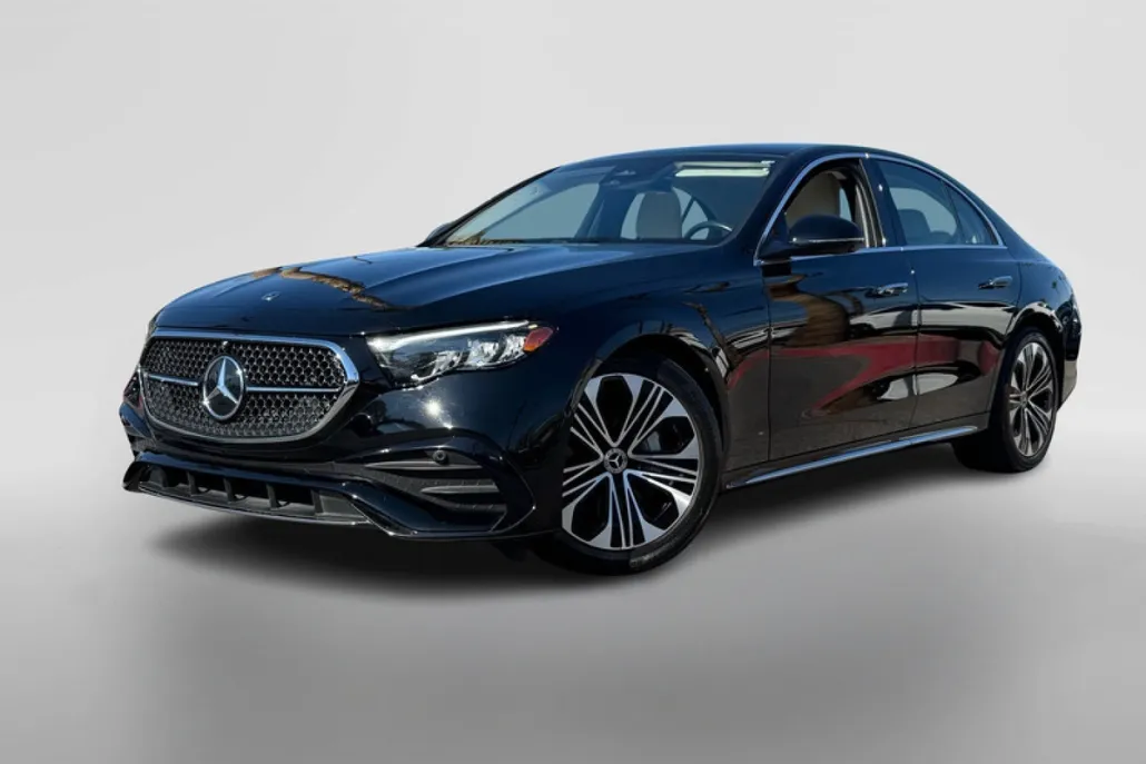 2025 Mercedes Benz E 350 photo 1