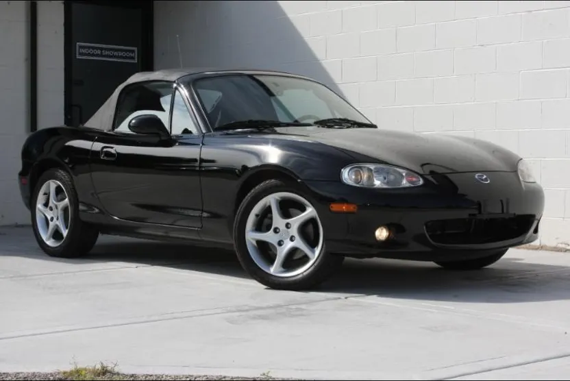 2003 Mazda MX-5 Miata Miata LS photo 1
