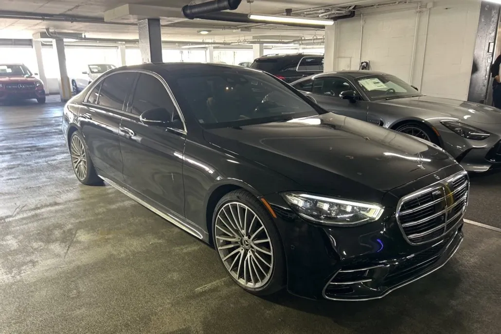 2023 Mercedes Benz S 580 4MATIC photo 1