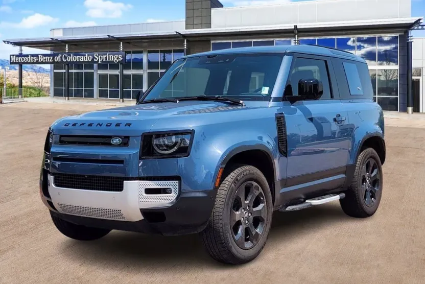 2023 Land Rover Defender 90 S photo 1