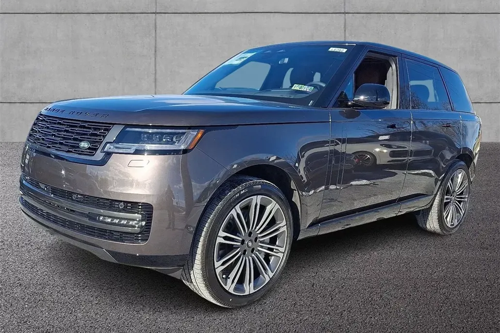 2025 Land Rover Range Rover SE photo 1