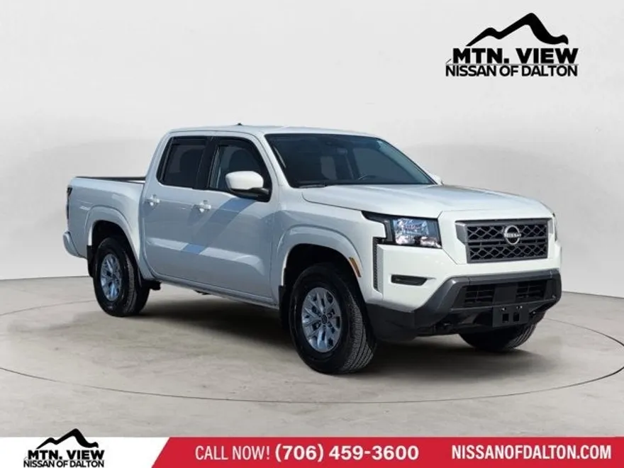 2024 Nissan Frontier SV photo 1
