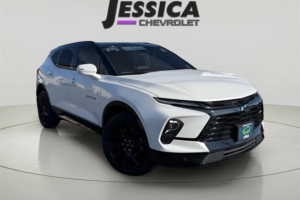 2023 Chevrolet Blazer RS photo 1