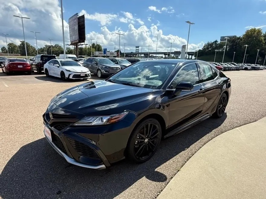 2023 Toyota Camry XSE photo 1