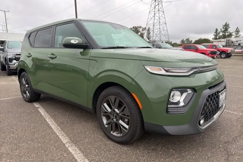 2020 Kia Soul EX photo 1