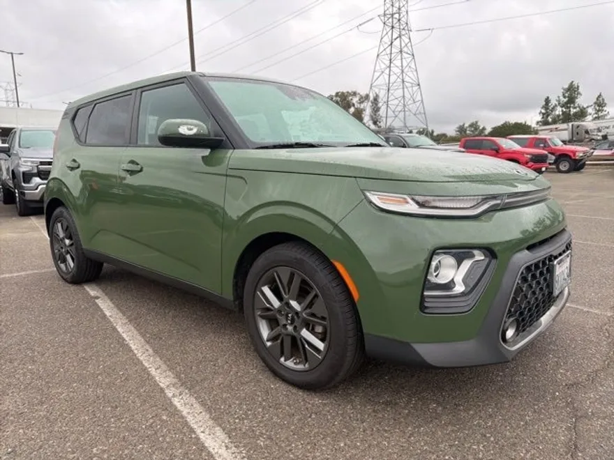 2020 Kia Soul EX photo 1