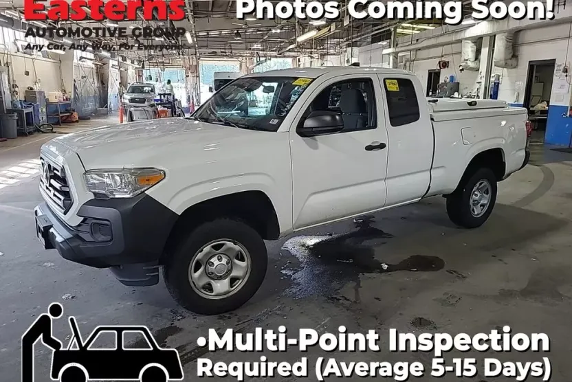 2019 Toyota Tacoma SR photo 1