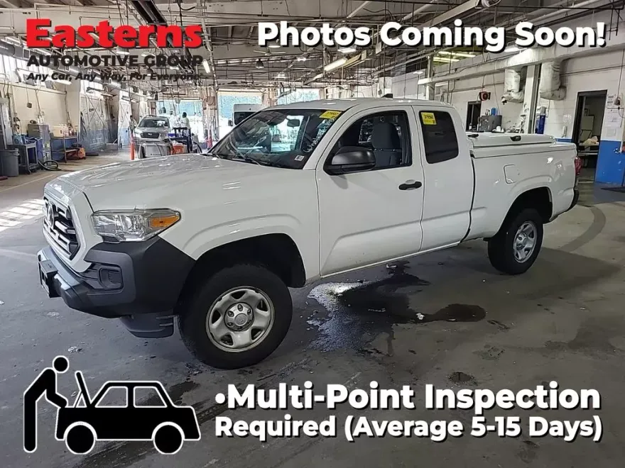 2019 Toyota Tacoma SR photo 1