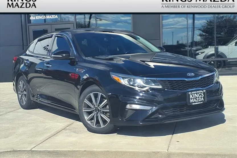 2019 Kia Optima LX photo 1