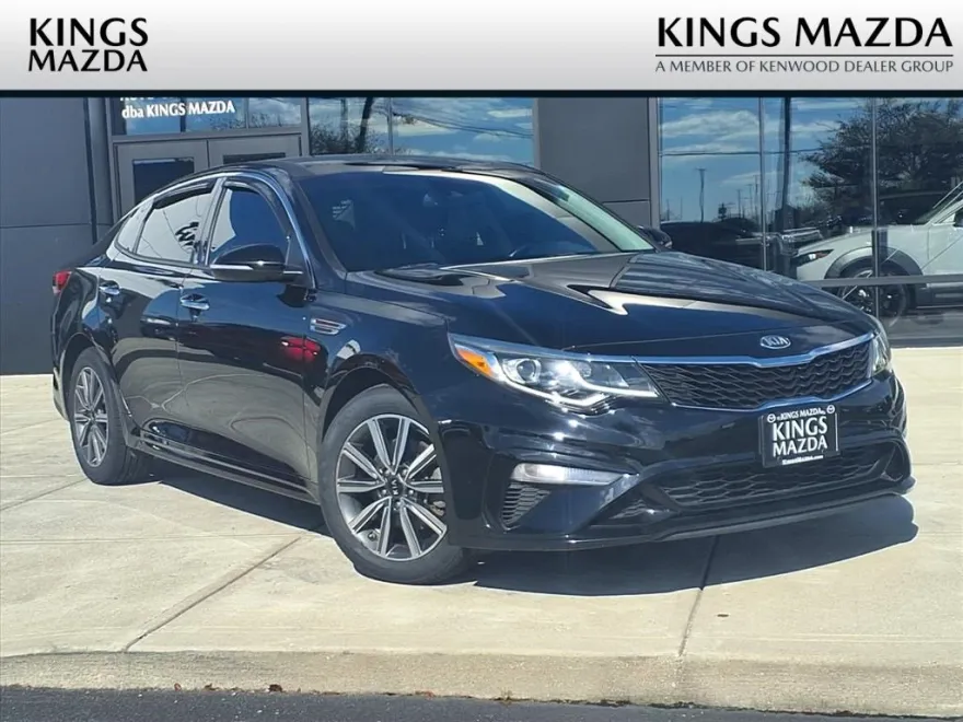 2019 Kia Optima LX photo 1