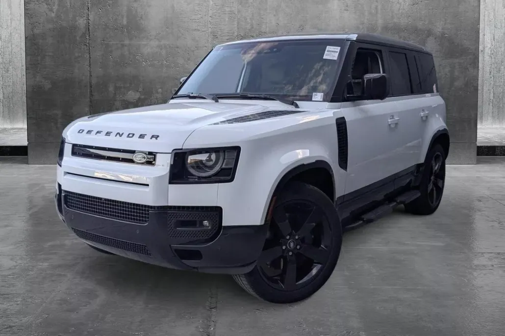 2025 Land Rover Defender 110 X-Dynamic SE photo 1