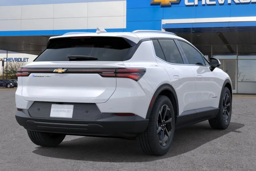 2026 Chevrolet Equinox EV 1LT photo 1
