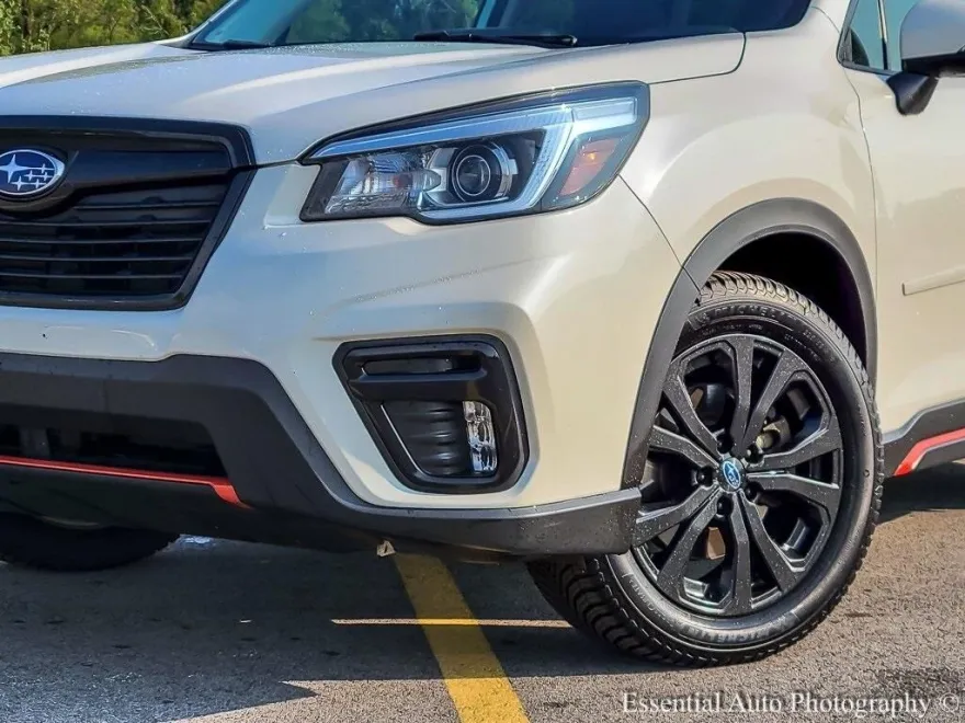 2020 Subaru Forester Sport photo 1