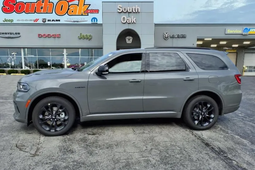 2025 Dodge Durango R/T Plus photo 1
