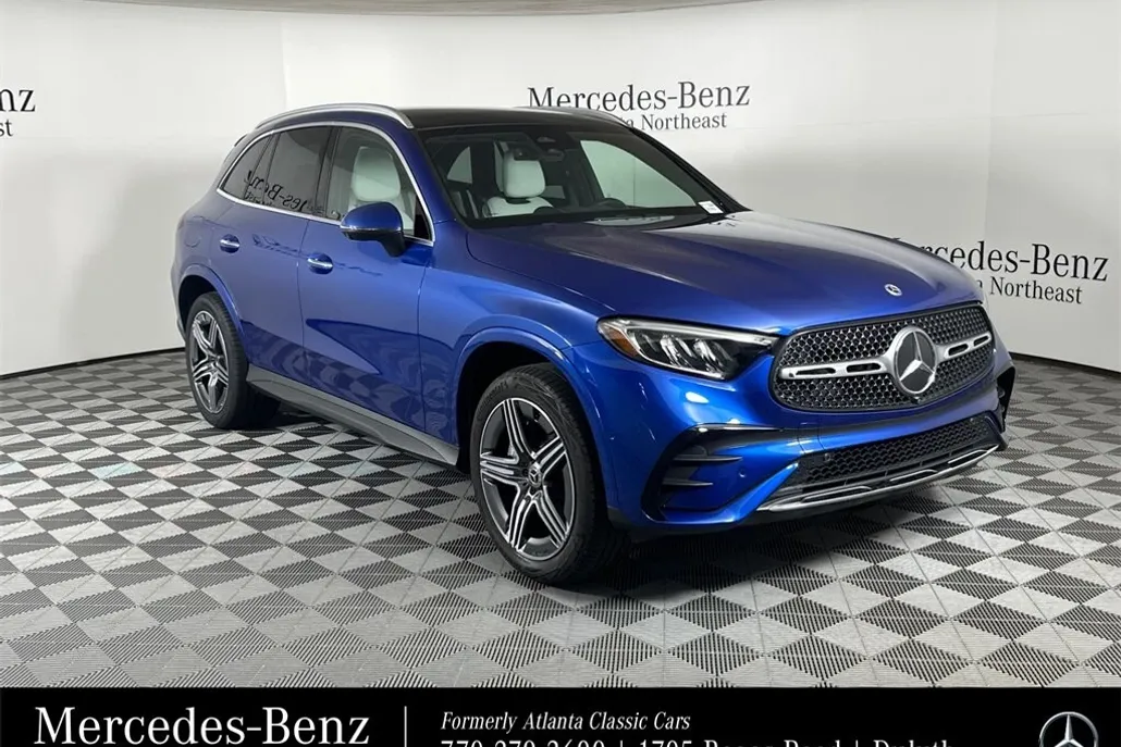 2023 Mercedes Benz GLC 300 photo 1