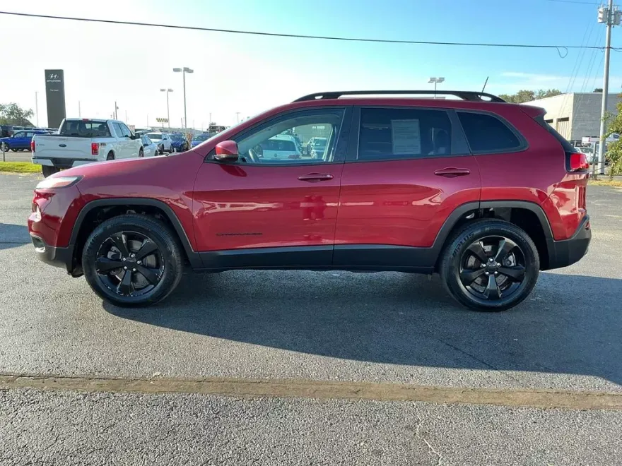 2017 Jeep Cherokee Limited photo 1