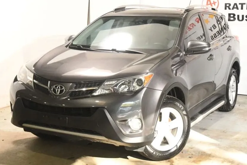 2013 Toyota RAV4 XLE photo 1