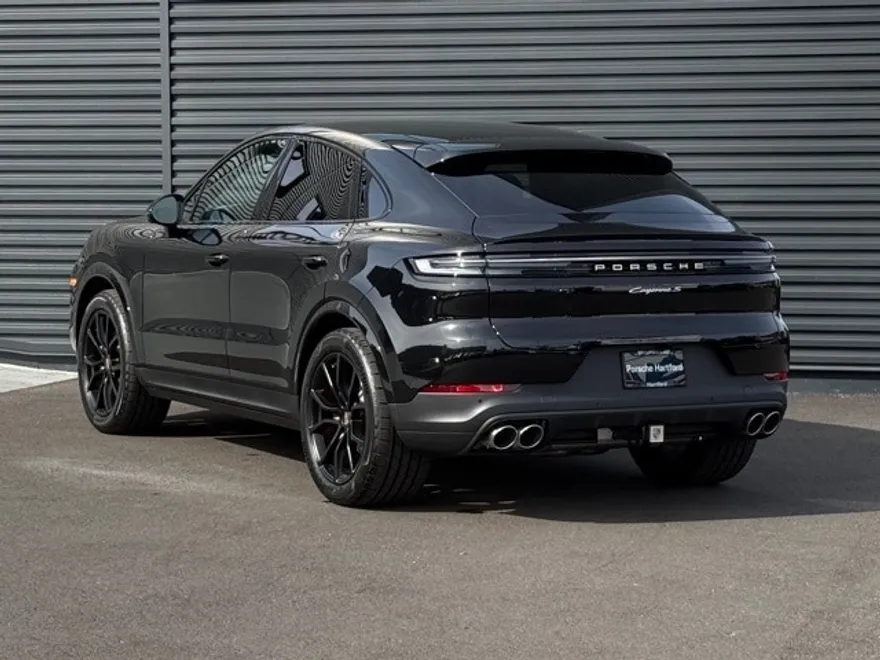 2026 Porsche Cayenne Coupe S photo 1