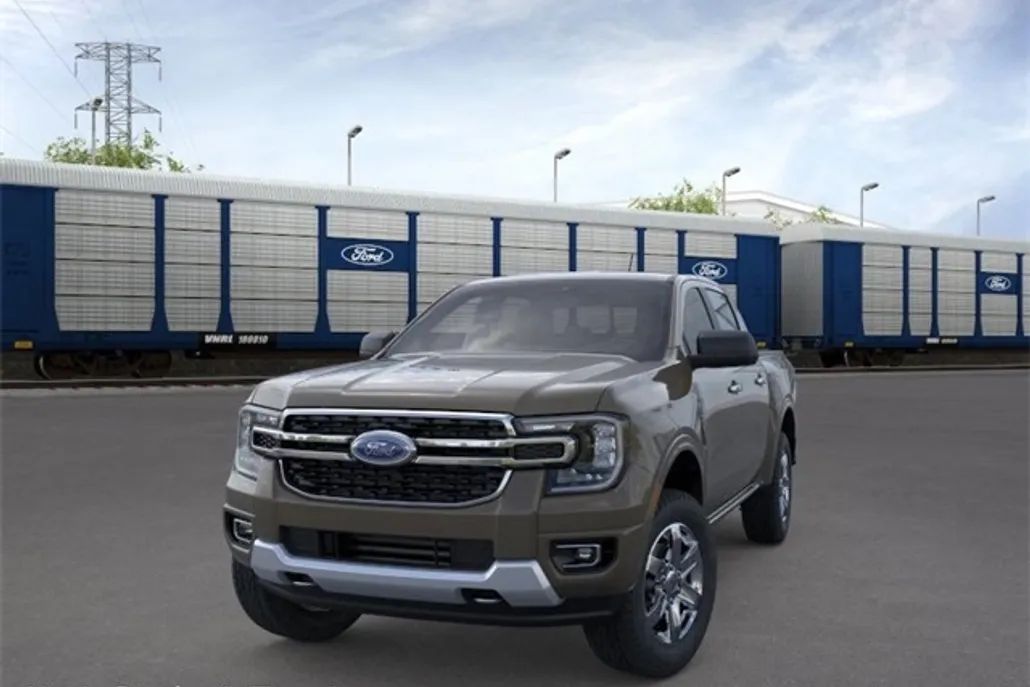 2025 Ford Ranger XLT photo 1