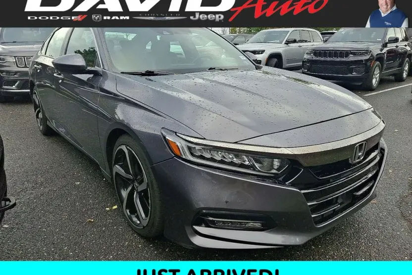 2018 Honda Accord Sport photo 1