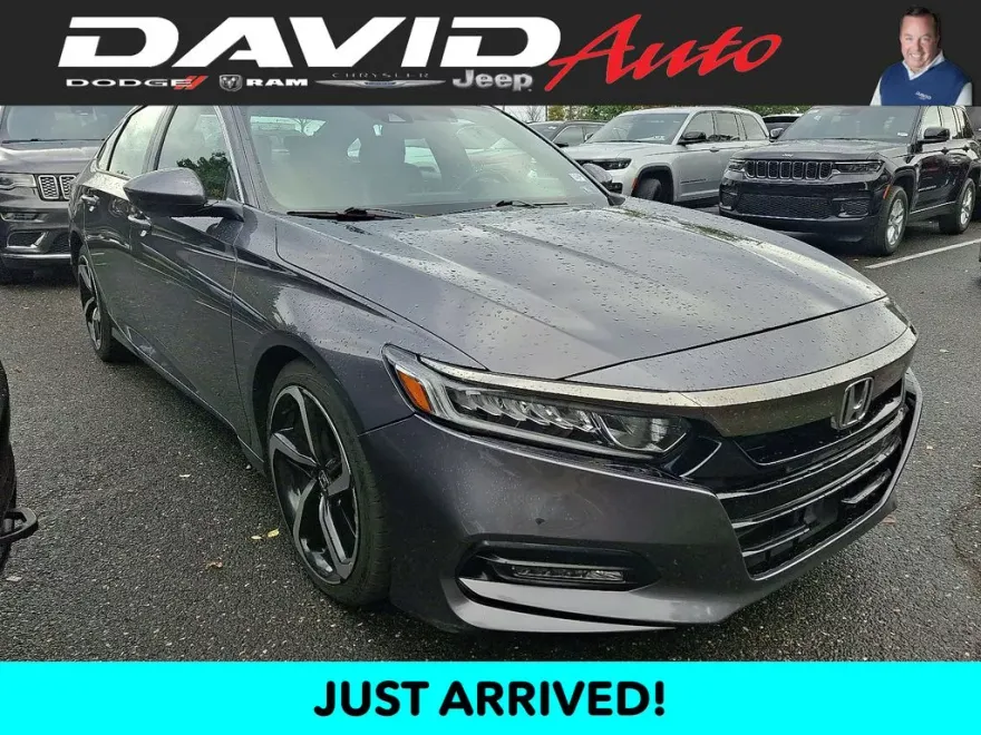 2018 Honda Accord Sport photo 1