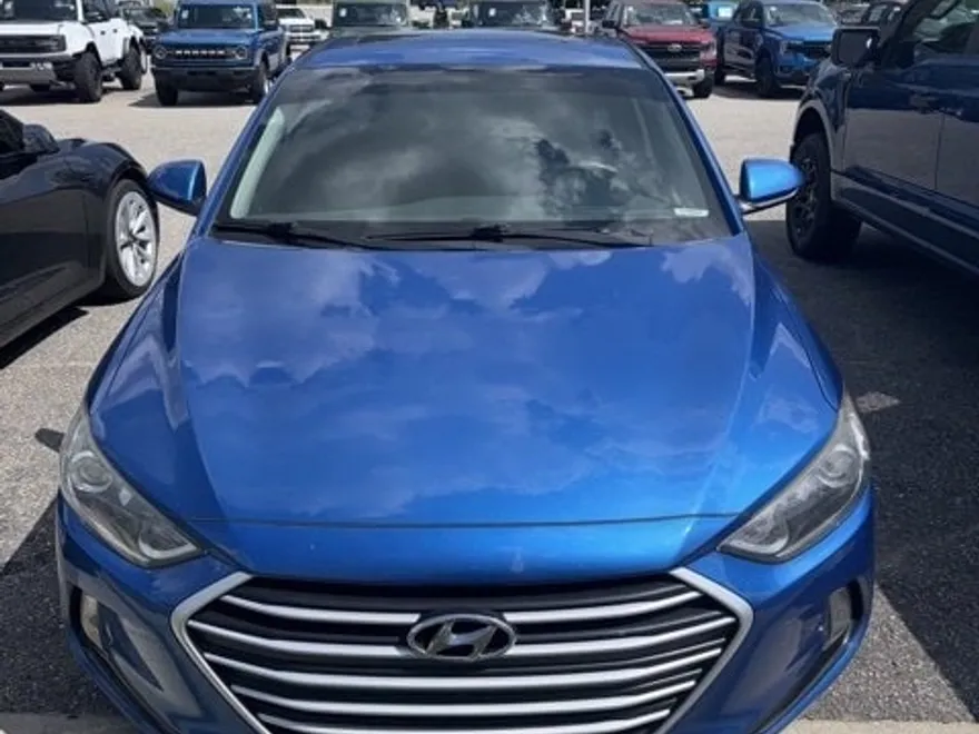 2017 Hyundai Elantra Value Edition photo 1