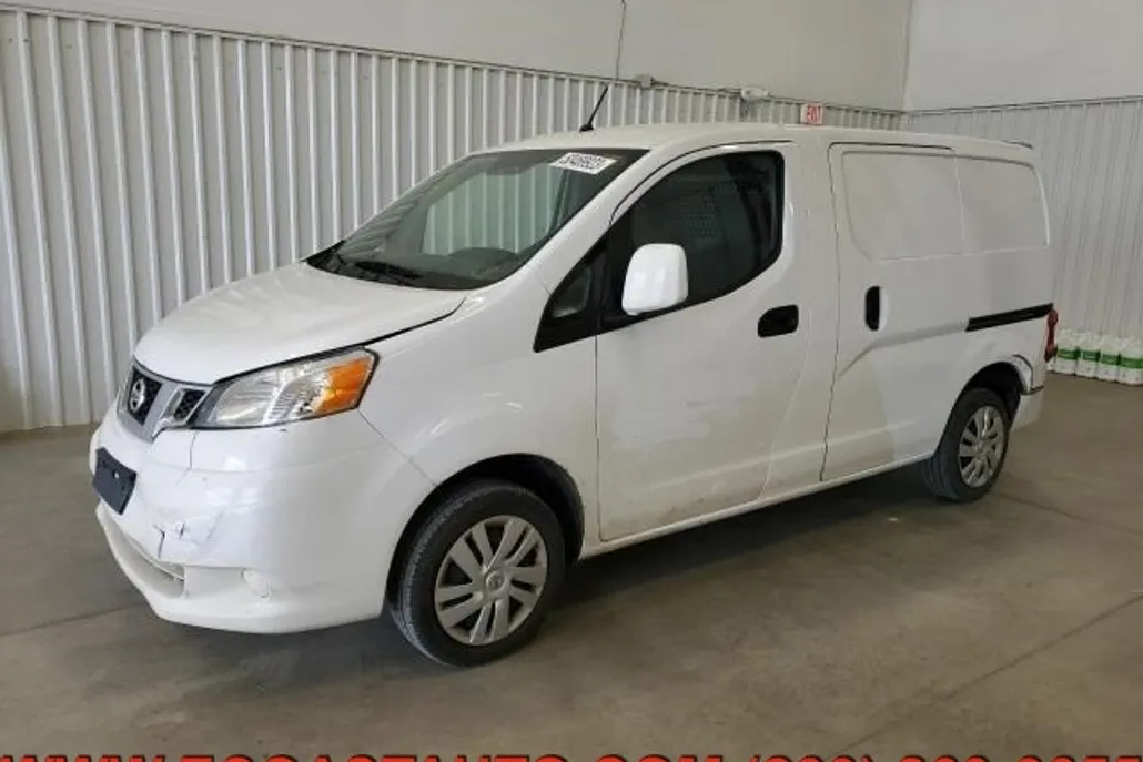 2019 Nissan NV200 SV photo 1